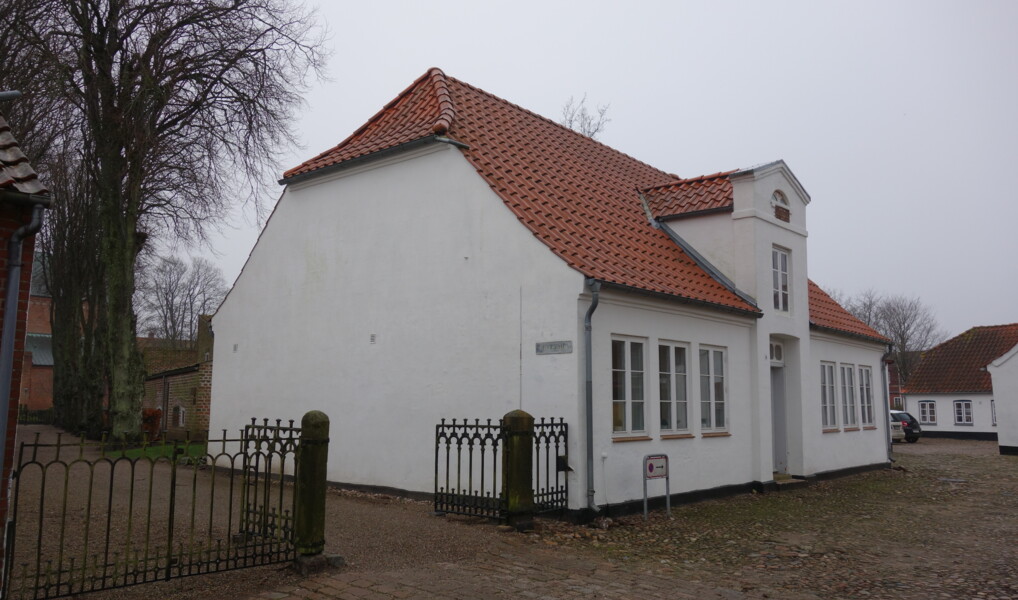 Klostergade 25 set fra gaden